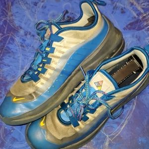 Nike Air Max youth running shoe